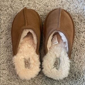 UGG Kids Tan Slippers NWT